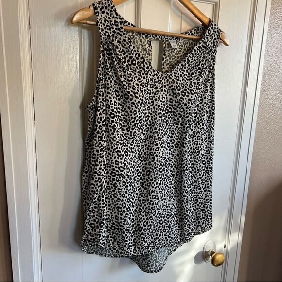 Old navy Chic Leopard Print Tank Top - Picture 6 of 9